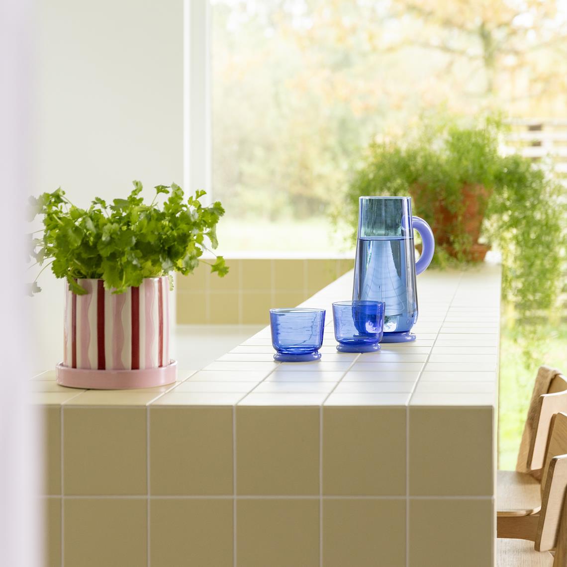 Planter clash wiggle